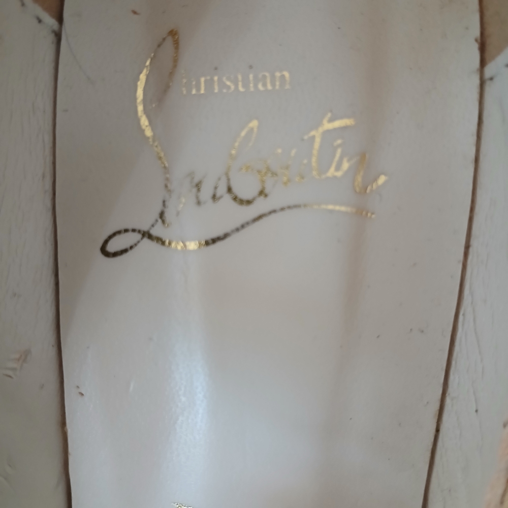 Christian Louboutin Spotted Black and Tan Heels - Picture 8 of 10